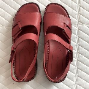 Ladies Naturalizer sandals